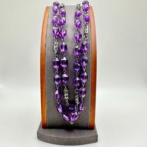Beautiful Art Deco Single-Strand Faceted Bead Necklace